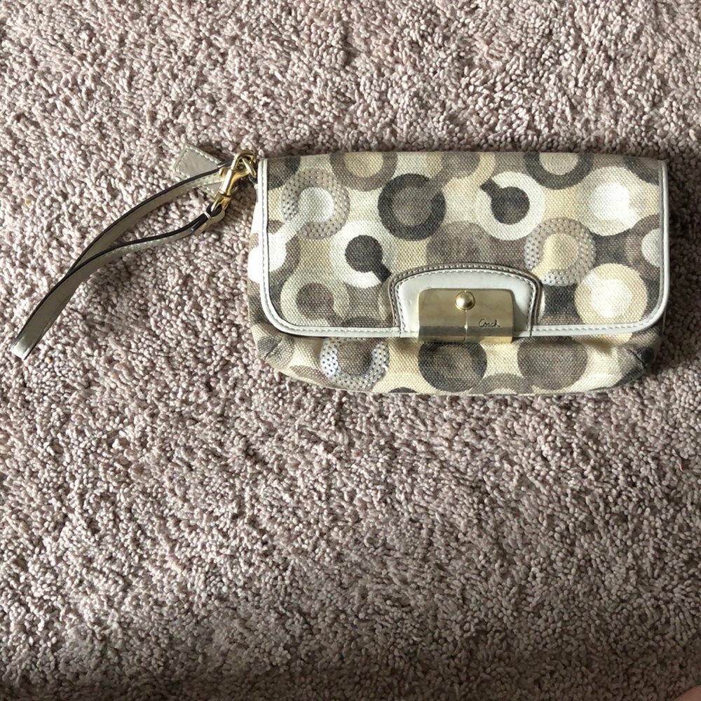 Wristlet